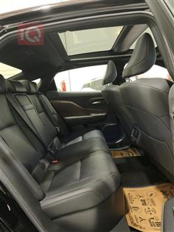 تۆیۆتا کراون